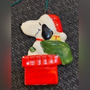 PEANUTS SNOOPY COLLECTORS! SANTA CLAUS SNOOPY VINTAGE CHRISTMAS ORNAMENT